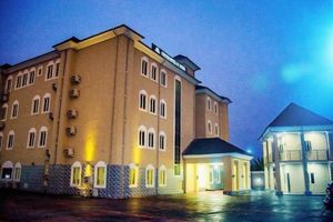 Alojamiento - Crownsville Hotel - Airport Road