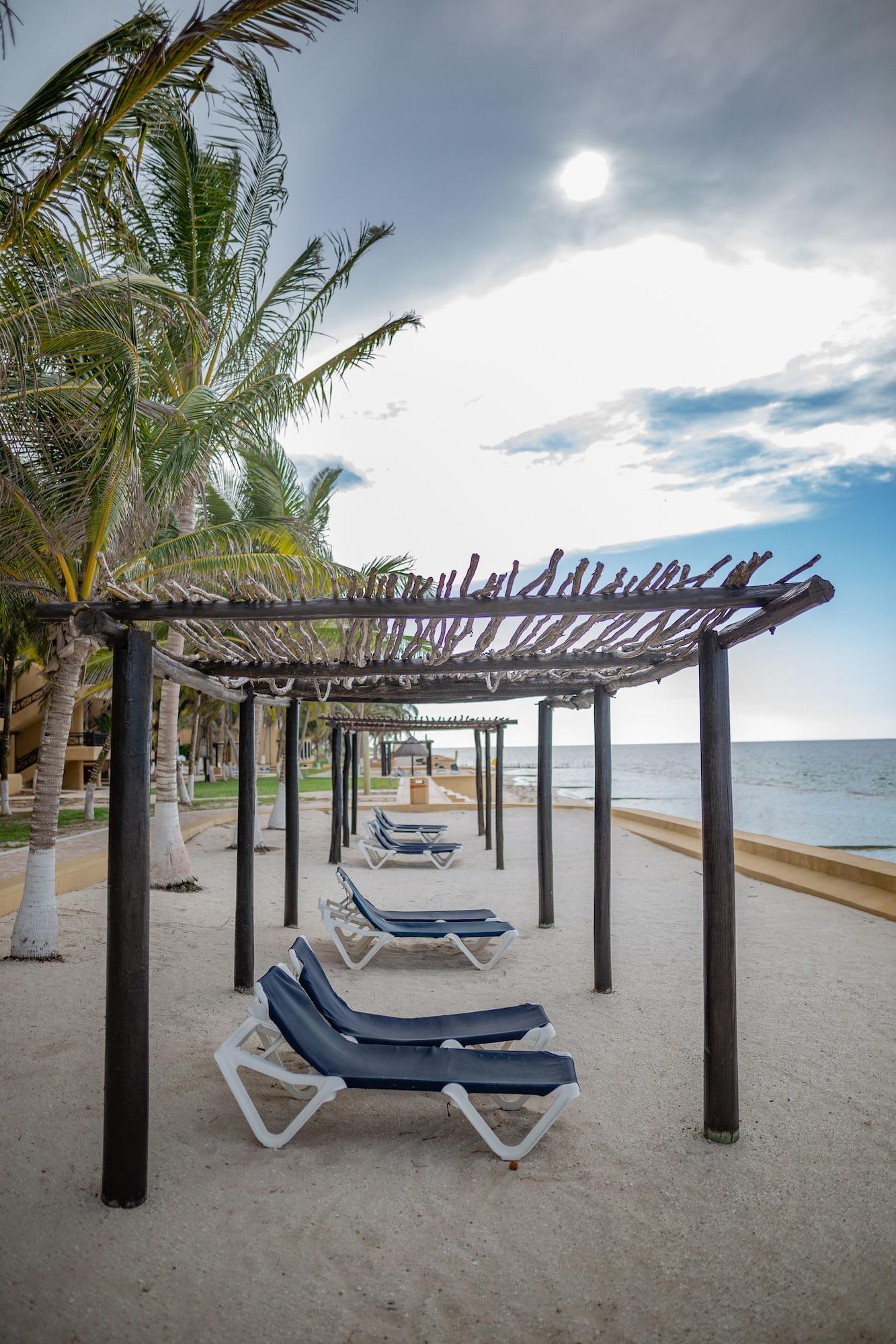 Playa Reef Yucatan Hotel and Convention Center All Inclusive