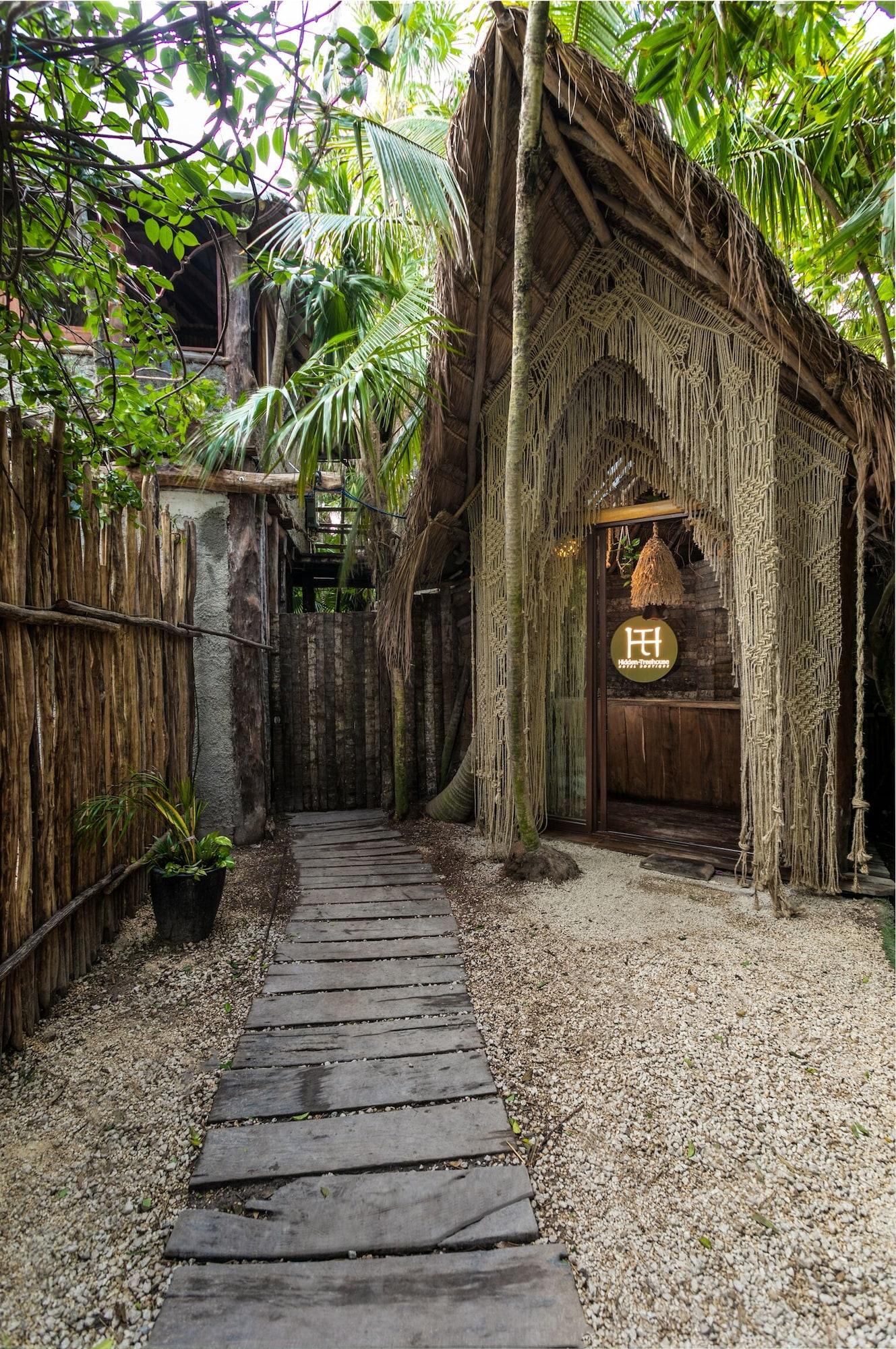 Vista Exterior Hidden Treehouse Tulum EcoHotel