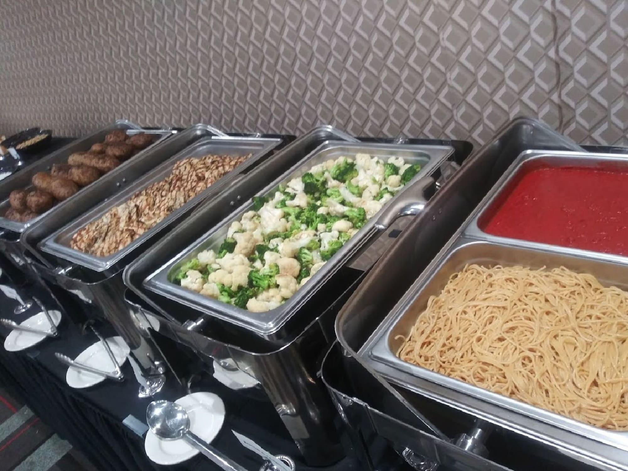 Restaurant Four Points by Sheraton Oklahoma City Airport