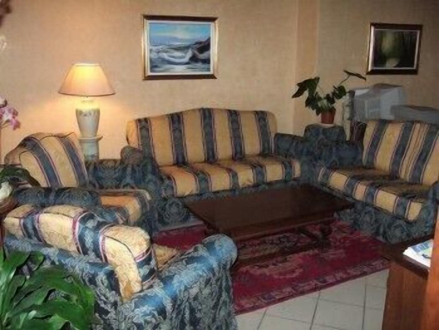 Vista Lobby La Torre