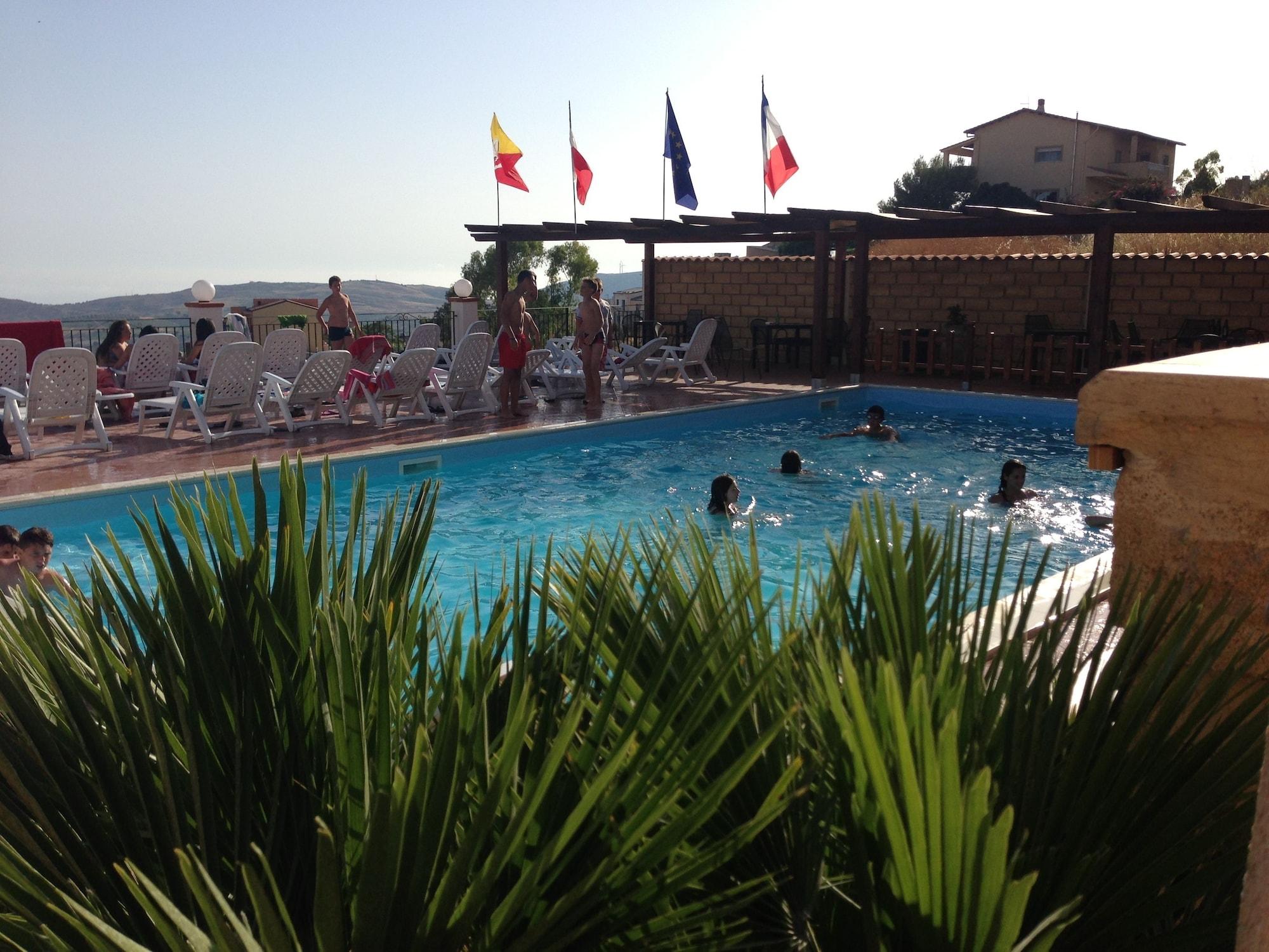 Vista Piscina B&B Montemare