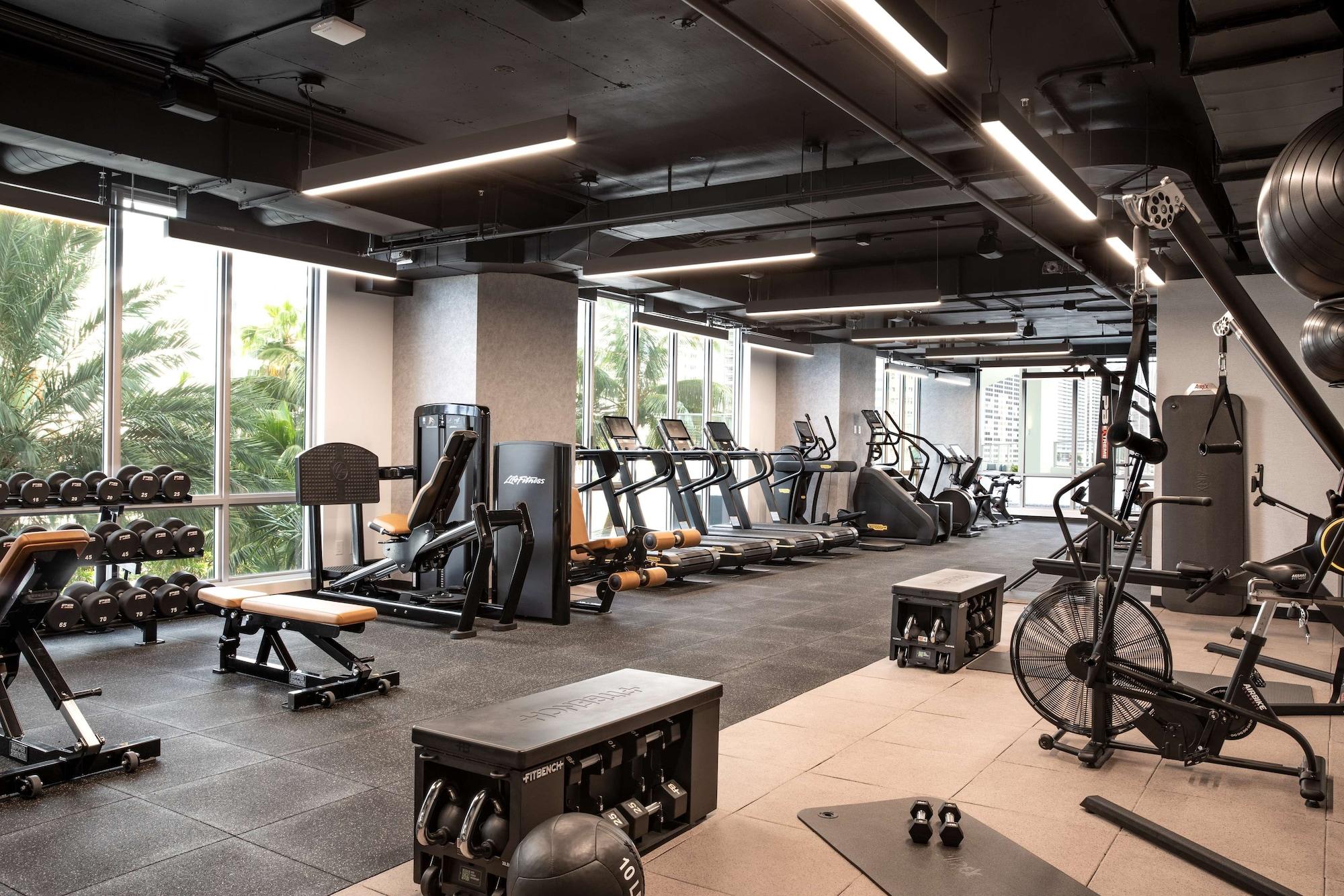 Gimnasio YotelPad Miami