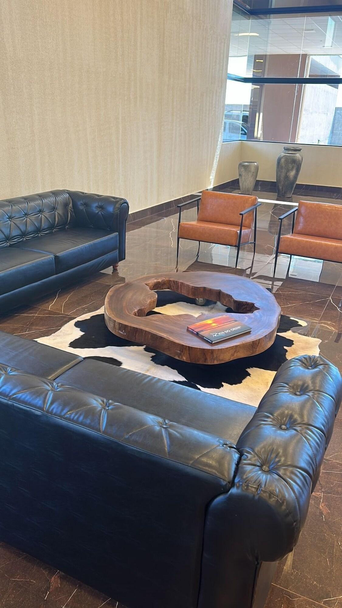 Vista Lobby Cerrado Plaza Hotel