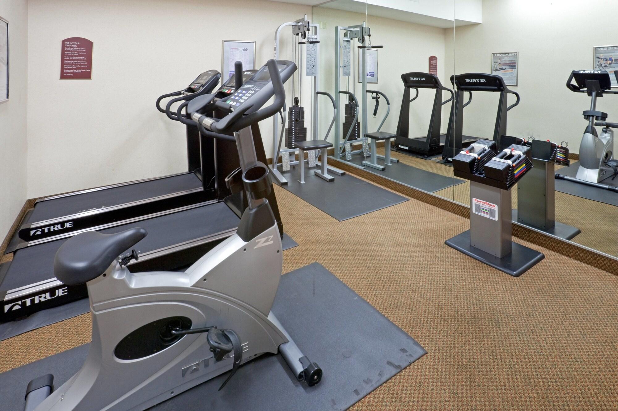 Gimnasio Holiday Inn Express Hotel & Suites Decatur by IHG