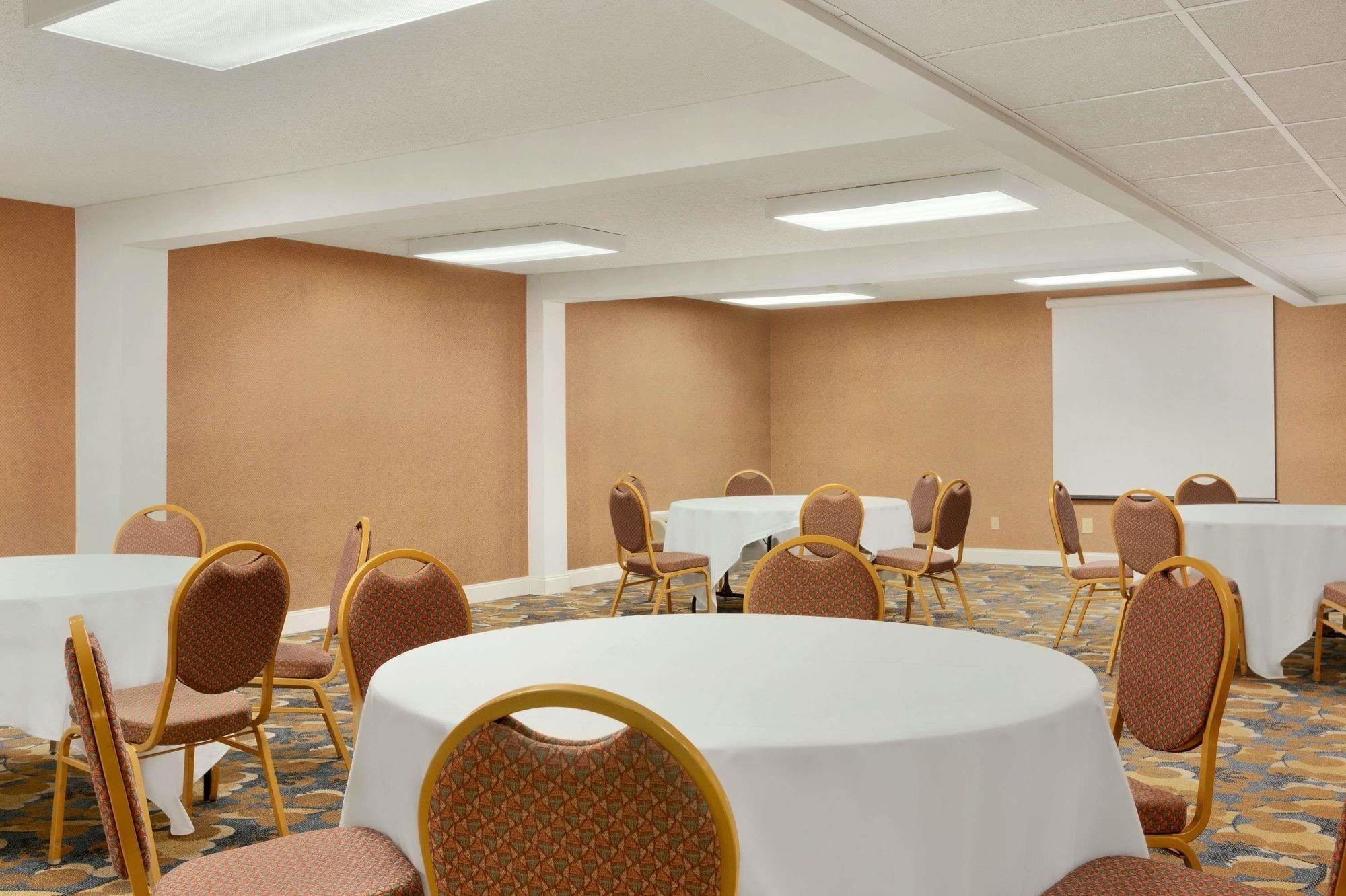 Sala de Reuniones Days Inn Albany Airport