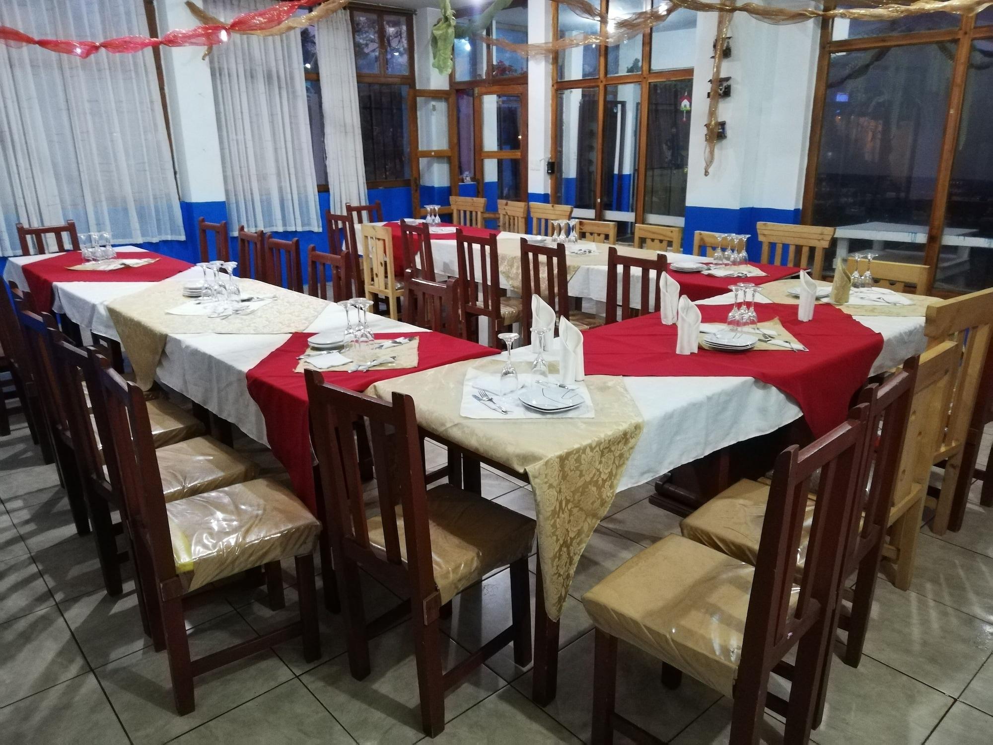 Restaurant Hostal y Complejo Turistico La Rueda