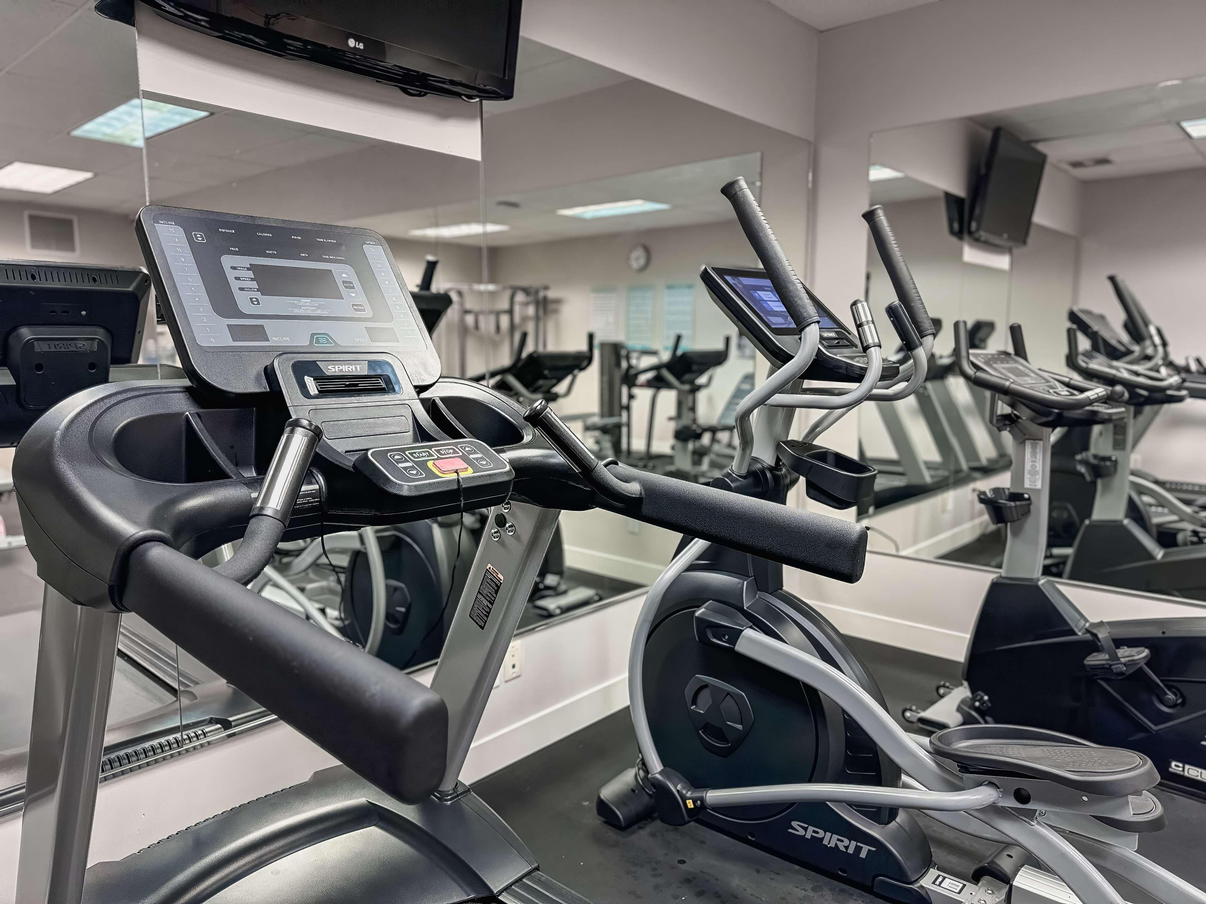Gimnasio Coast Abbotsford Hotel & Suites