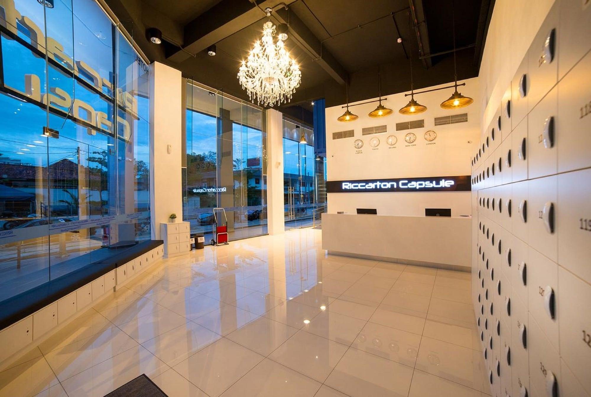 Vista Lobby Riccarton Capsule Hotel