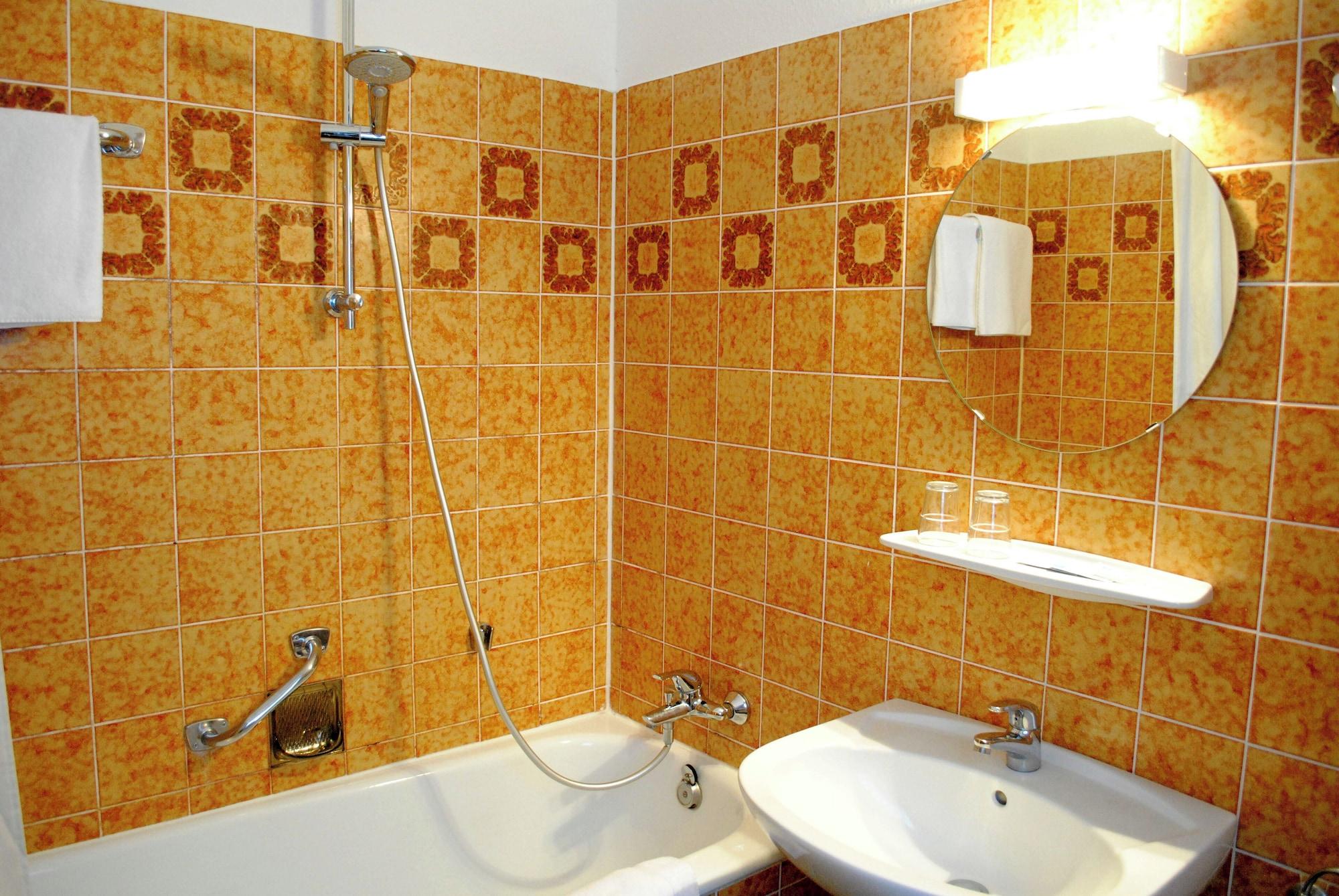 Equipamiento de Habitación Hocher Hotel