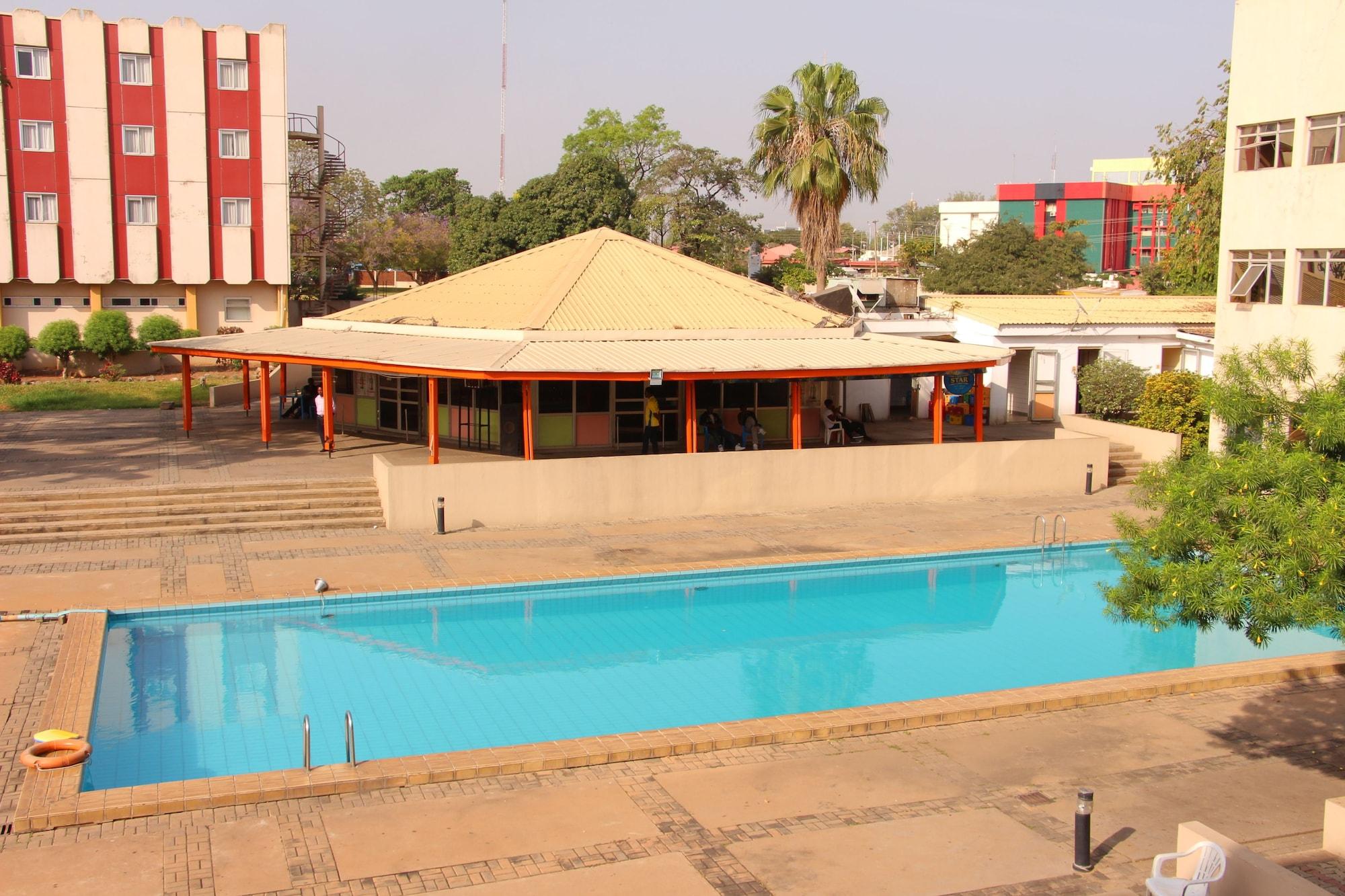 Varios Agura Hotel