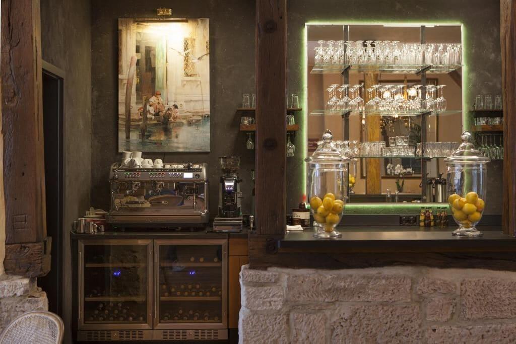 Bar/Salón Hotel Bellini