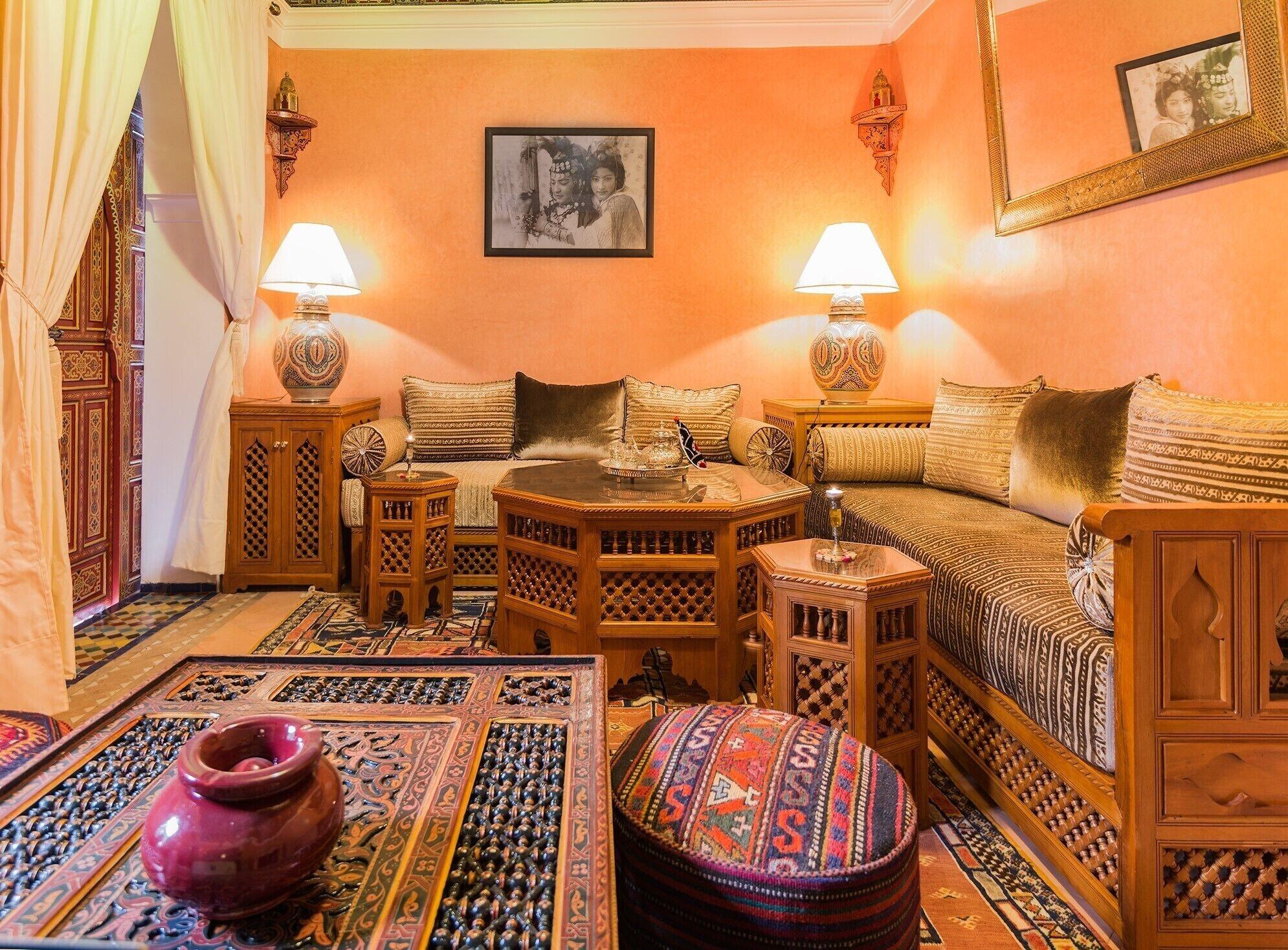 Vista Lobby Riad Tahyra