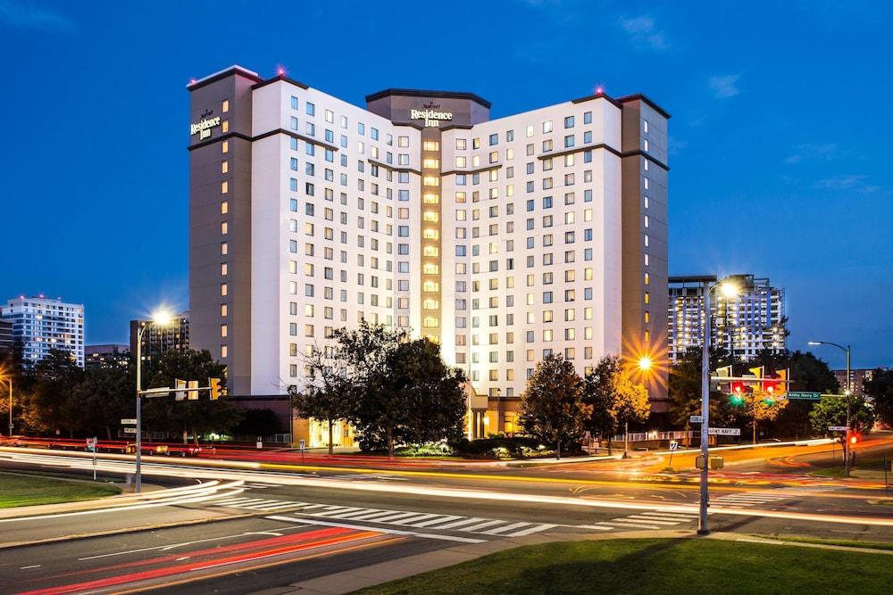 Vista Exterior Residence Inn By Marriott Pentagon City