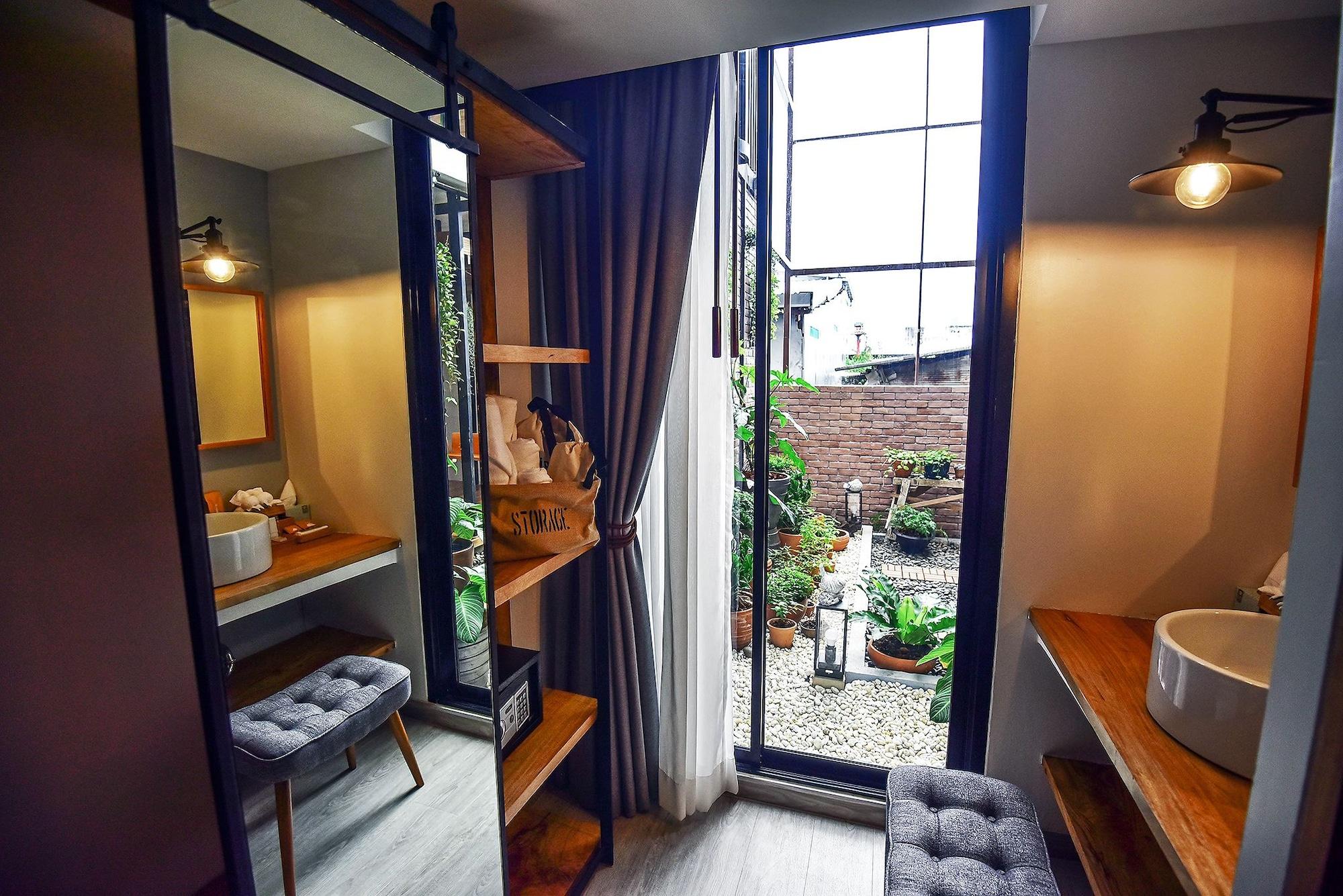 Set de Habitación Family Tree Hotel