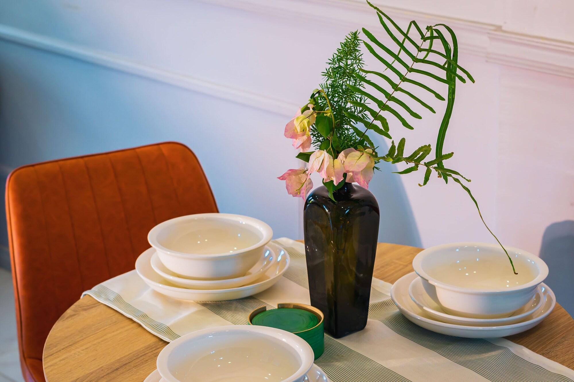 Equipamiento de Habitación Colonial Wolf Oasis