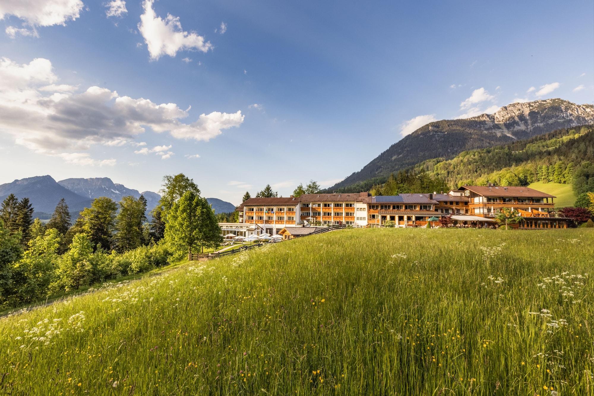 Vista Exterior Alm- & Wellnesshotel Alpenhof