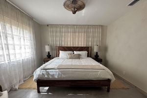 Alquiler Vacacional - Coastal Design home in great location by the beach.