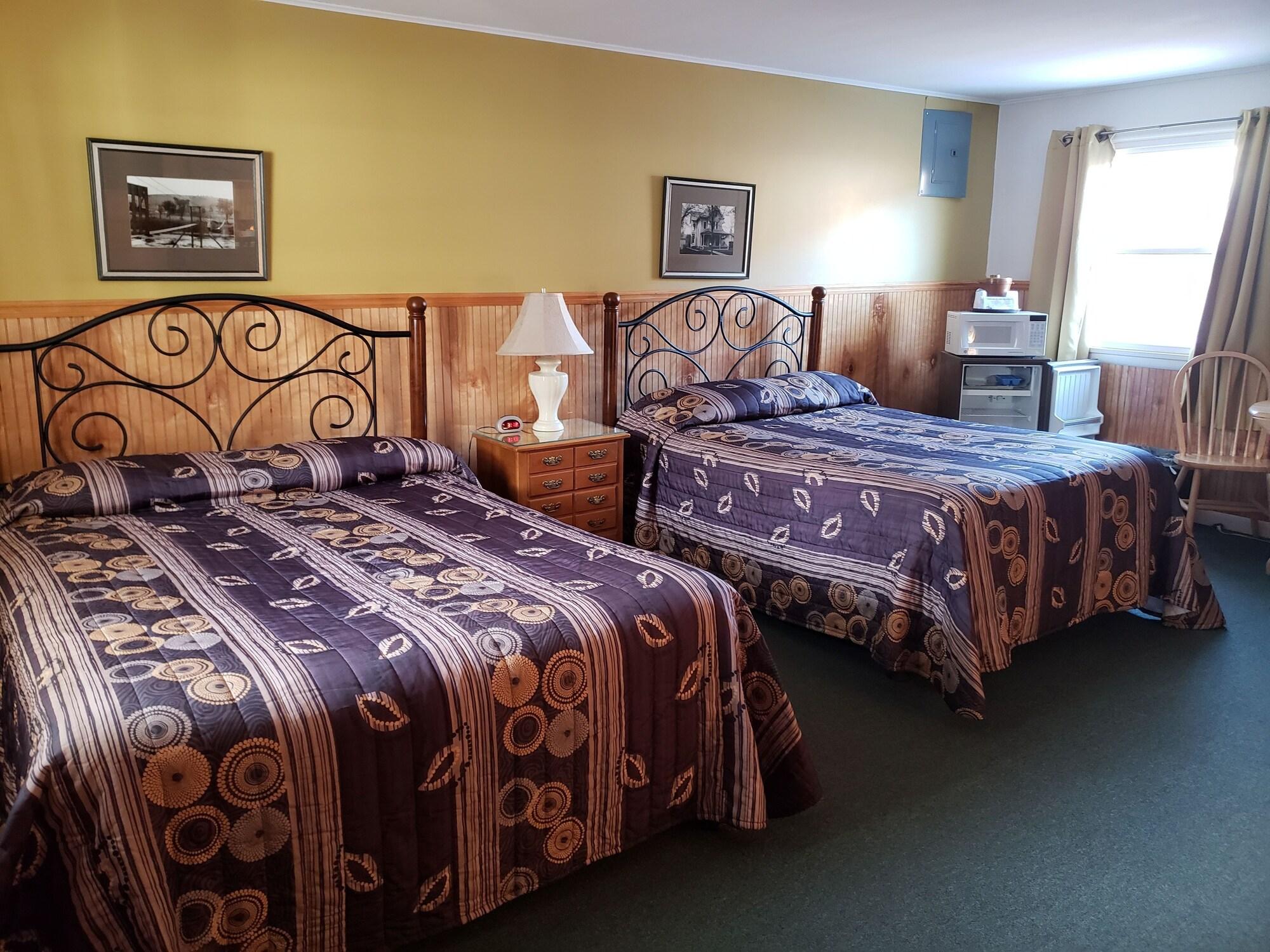 Habitación The Colonial Motel