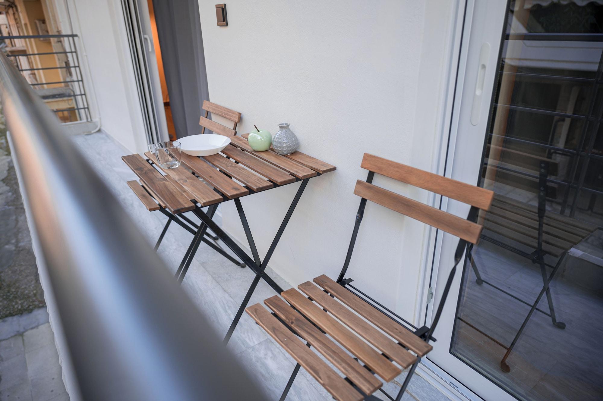 Equipamiento de Habitación Grec Maison Piraeus by GrecCollection