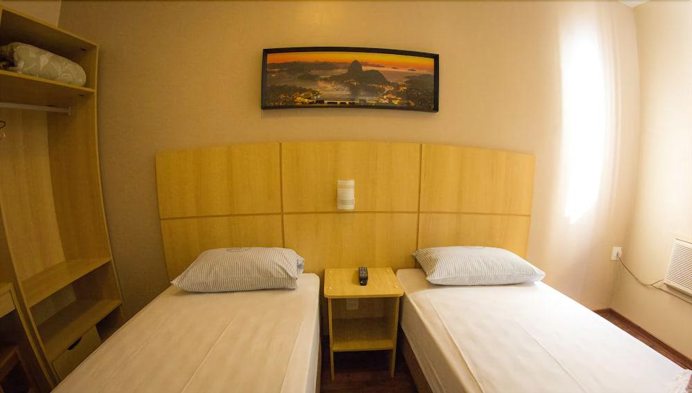 Varios Hotel São Bento