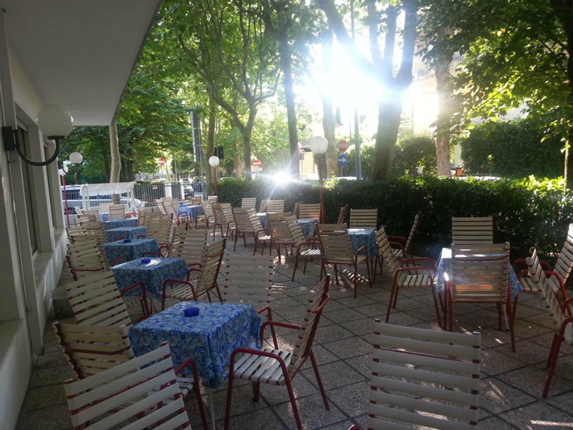 Vista Exterior Hotel Irene