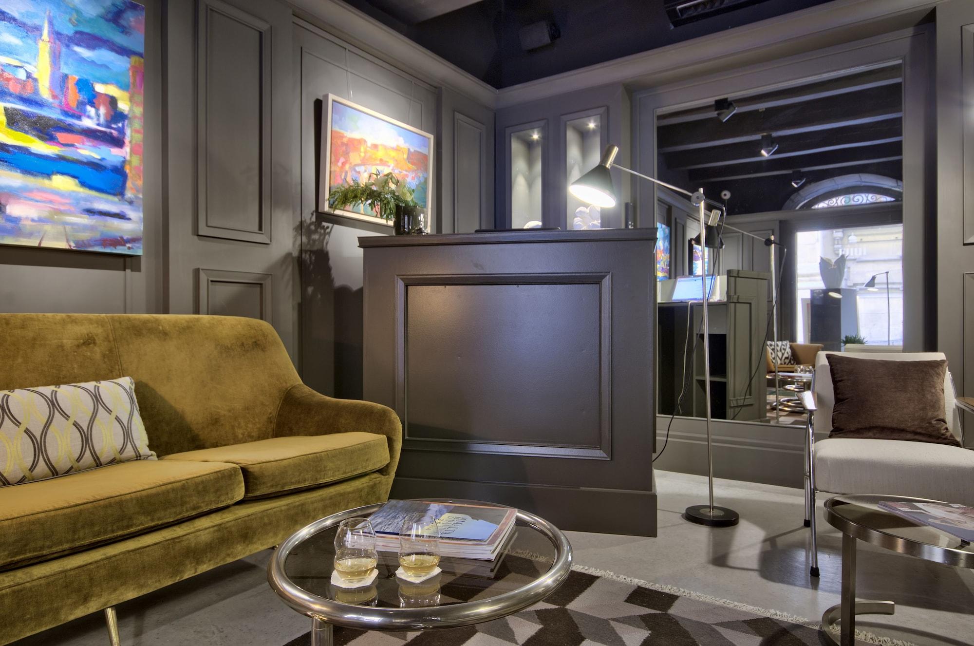Vista Lobby Casa Ellul - Small Luxury Hotels of the World