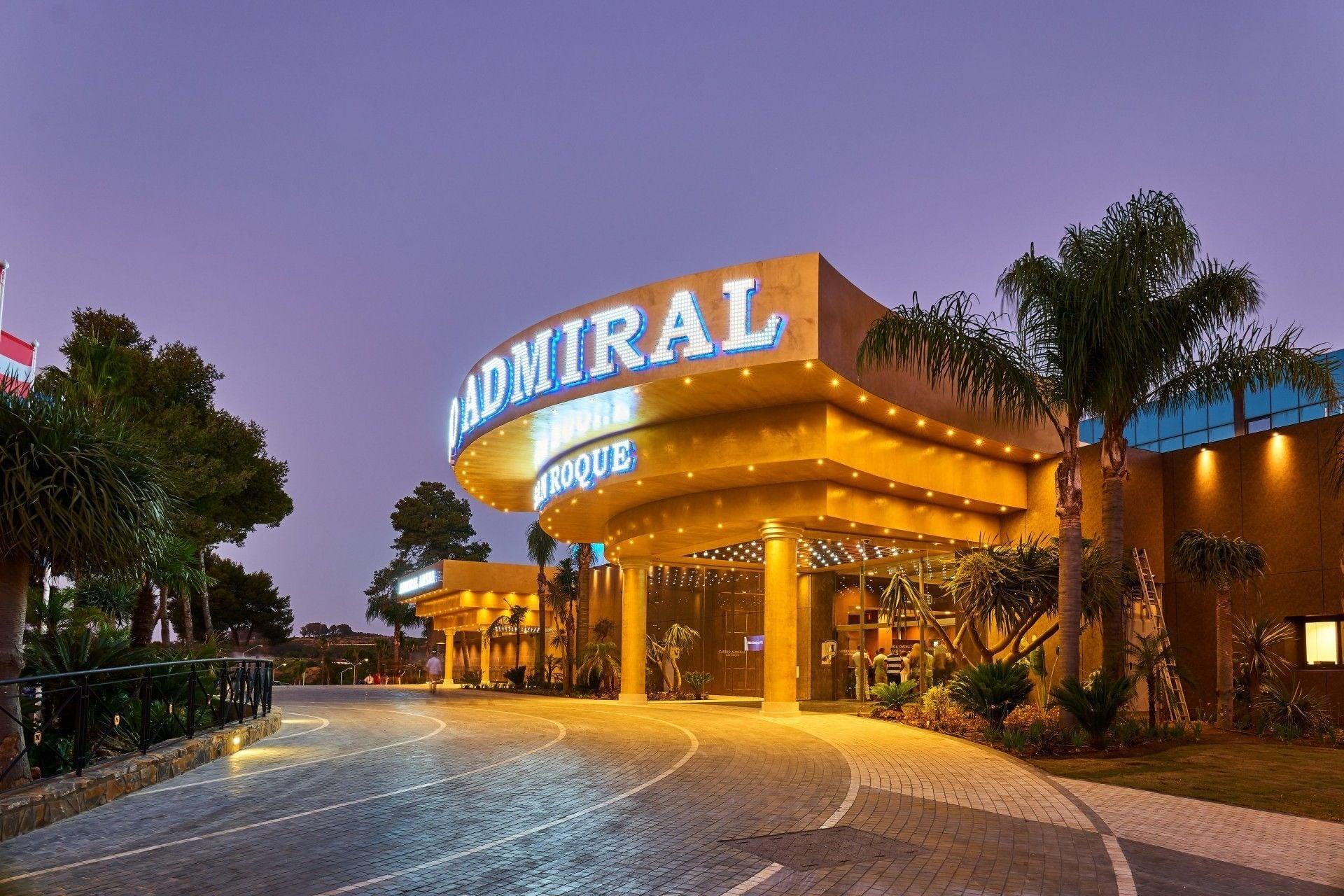 Vista Exterior Hotel Admiral Casino & Lodge
