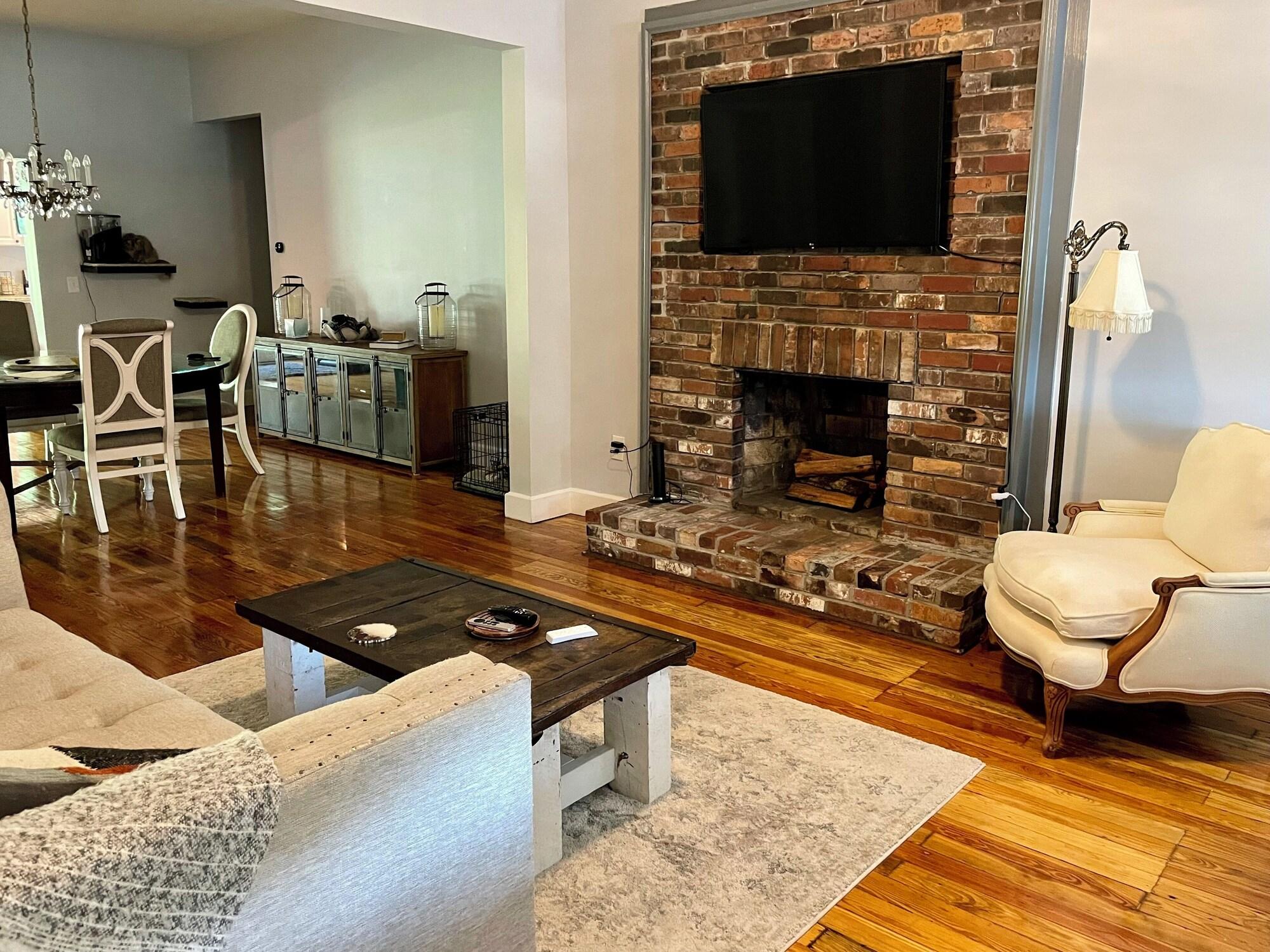 Vista Lobby Tampa Heights Bungalow