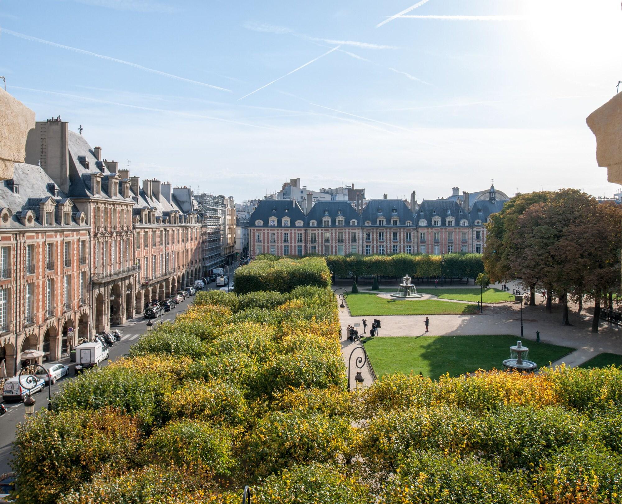 Vista Exterior Cour des Vosges - Evok Collection