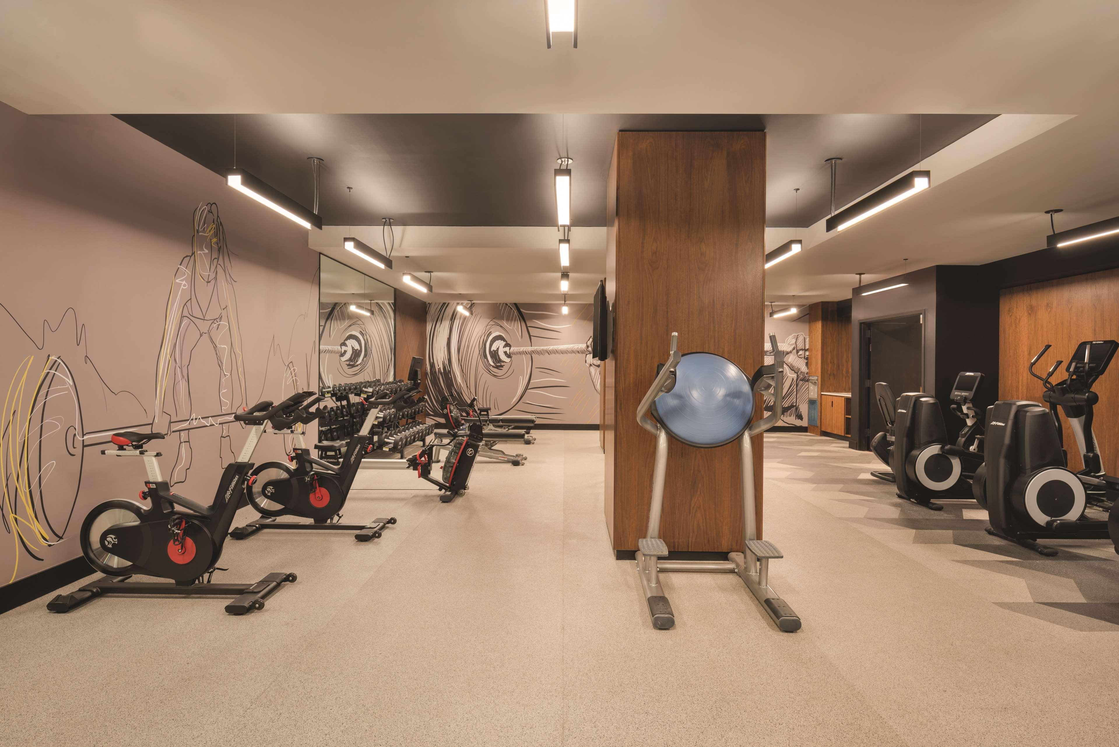 Instalaciones Recreativas Martinique New York on Broadway, Curio Collection by Hilton