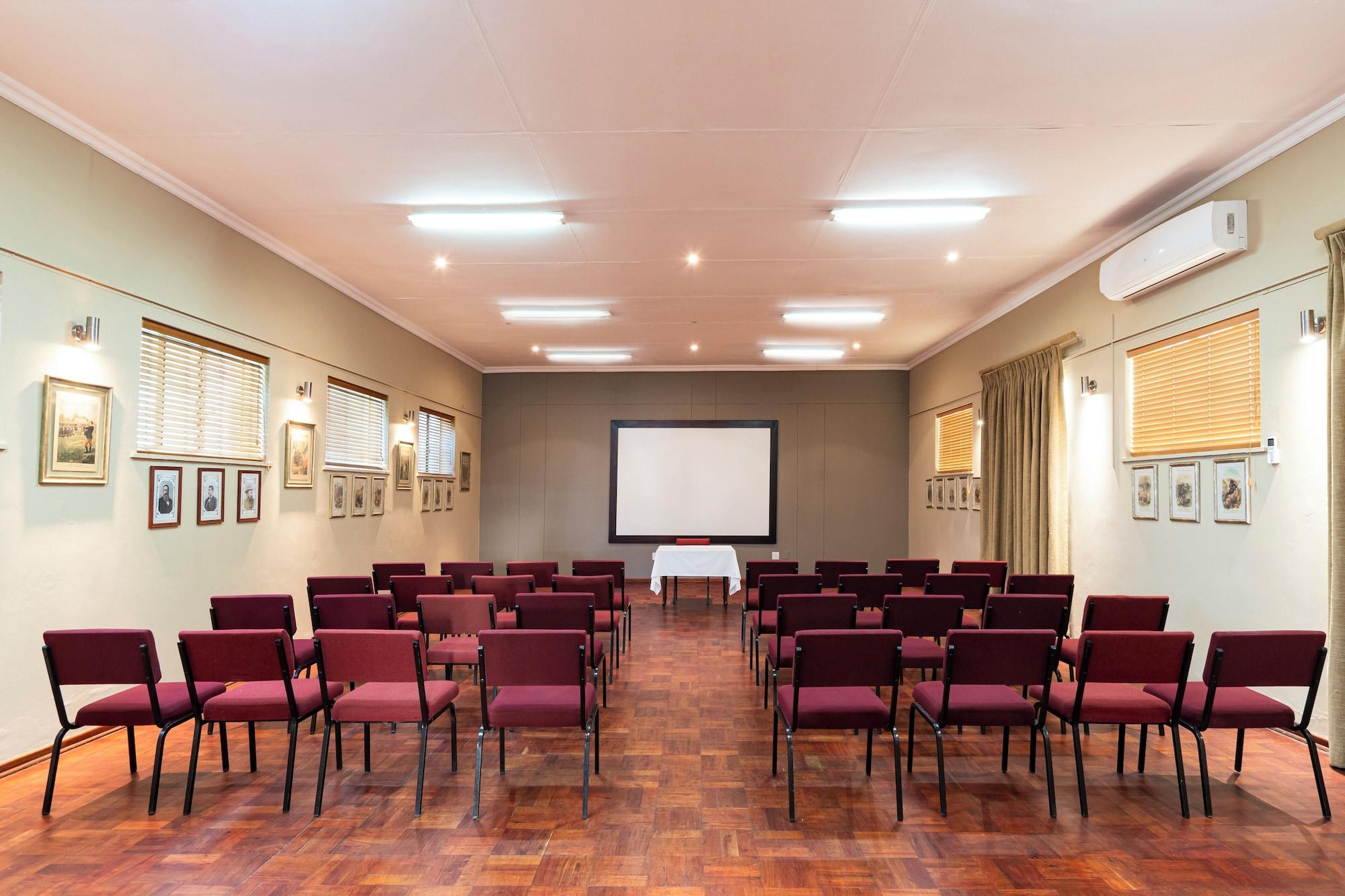Sala de Reuniones Queen’s Hotel by BON Hotels