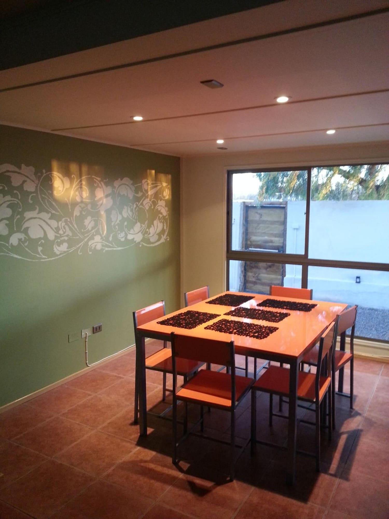 Restaurant Juku Hostal