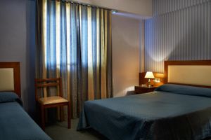 Alojamiento - Hotel Blanro