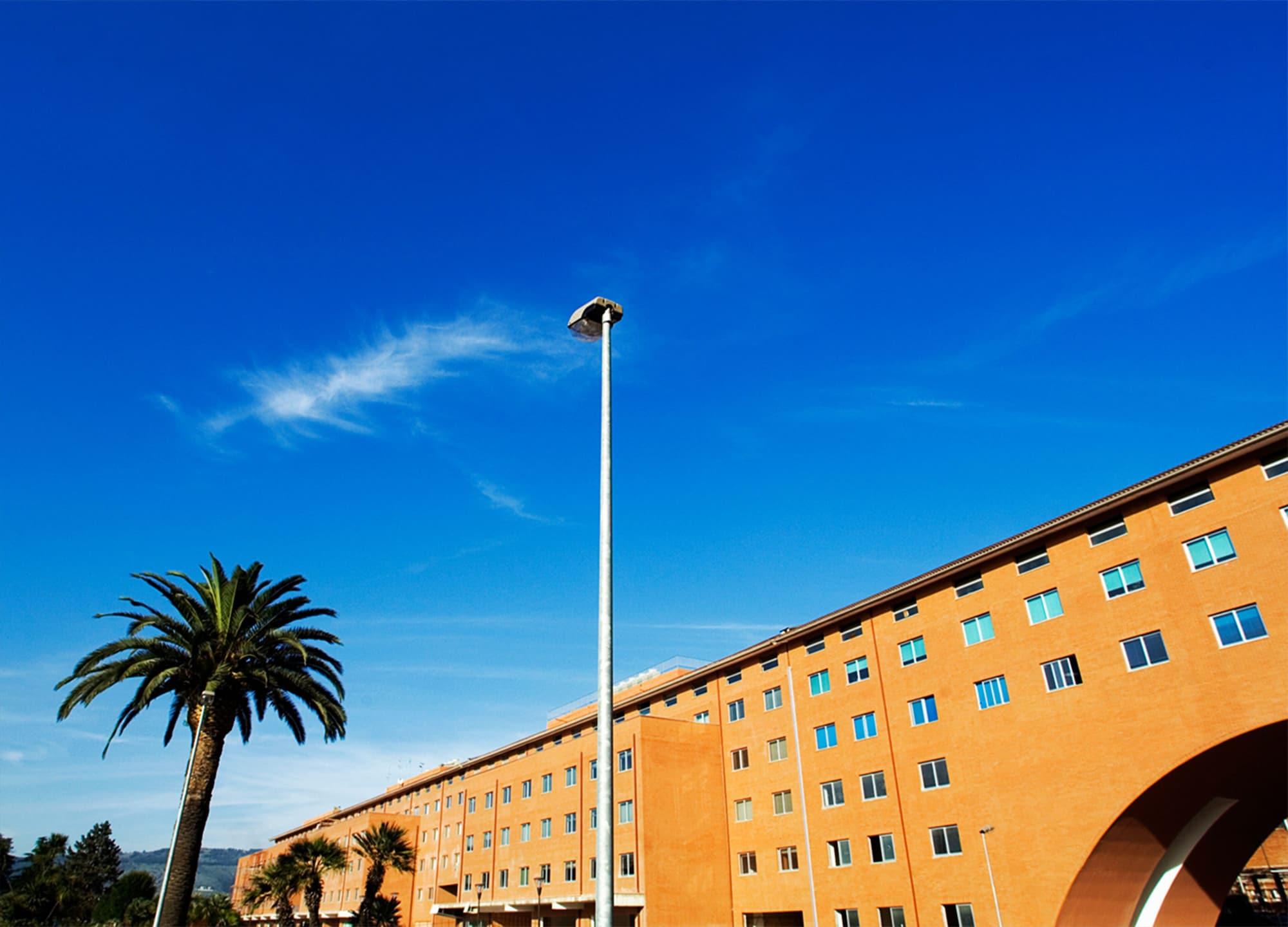Vista Exterior Plaza Caserta