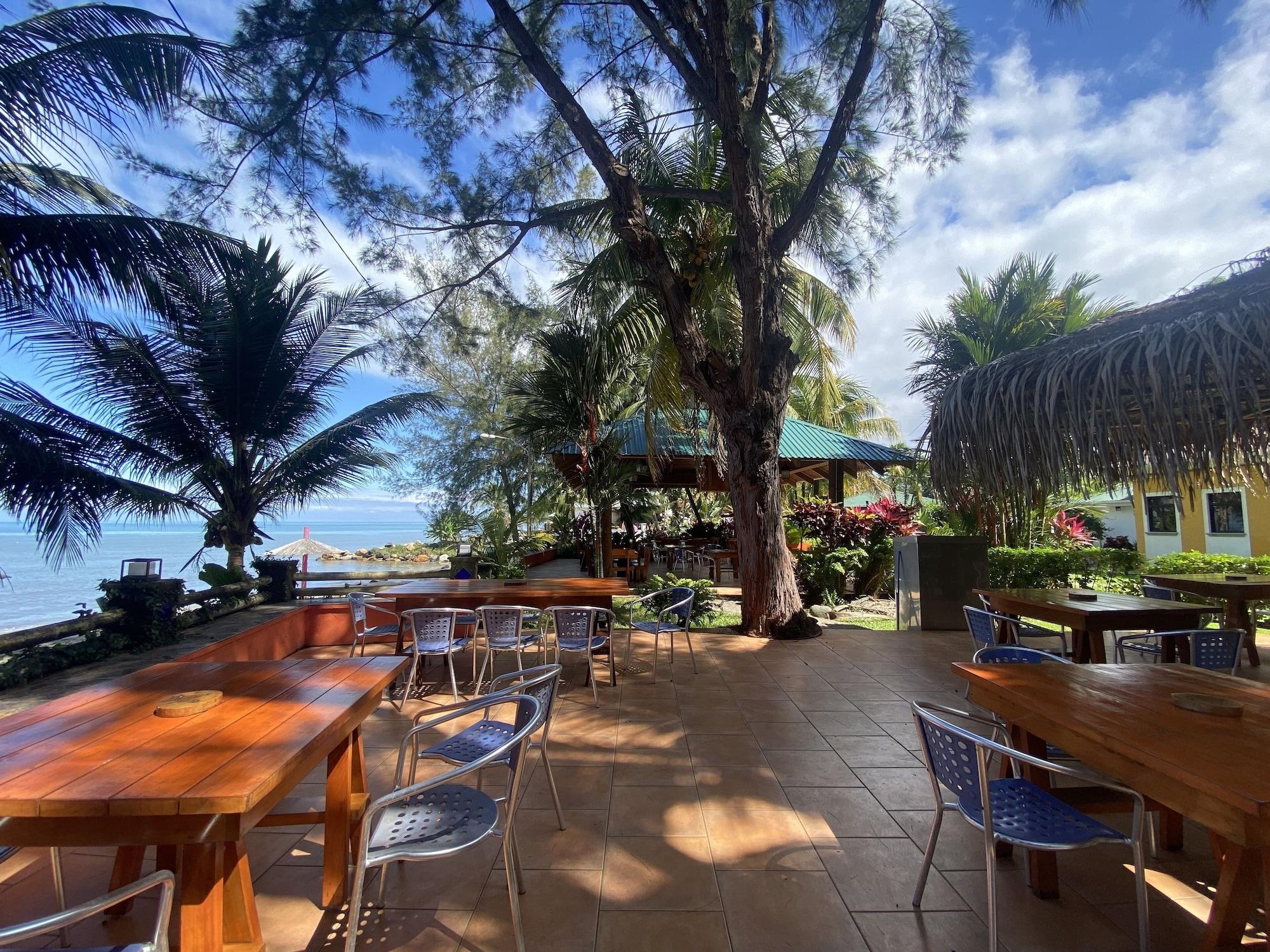Restaurant Paraiso Rainforest and Beach Hotel