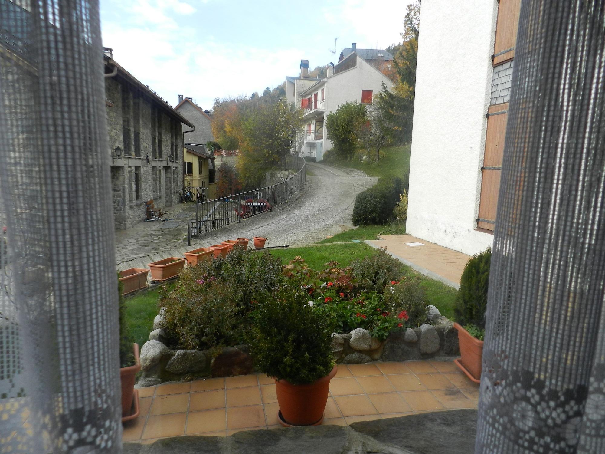 Vista Exterior Hotel Escalar