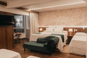 Alojamiento - Hotel Cabana Suica