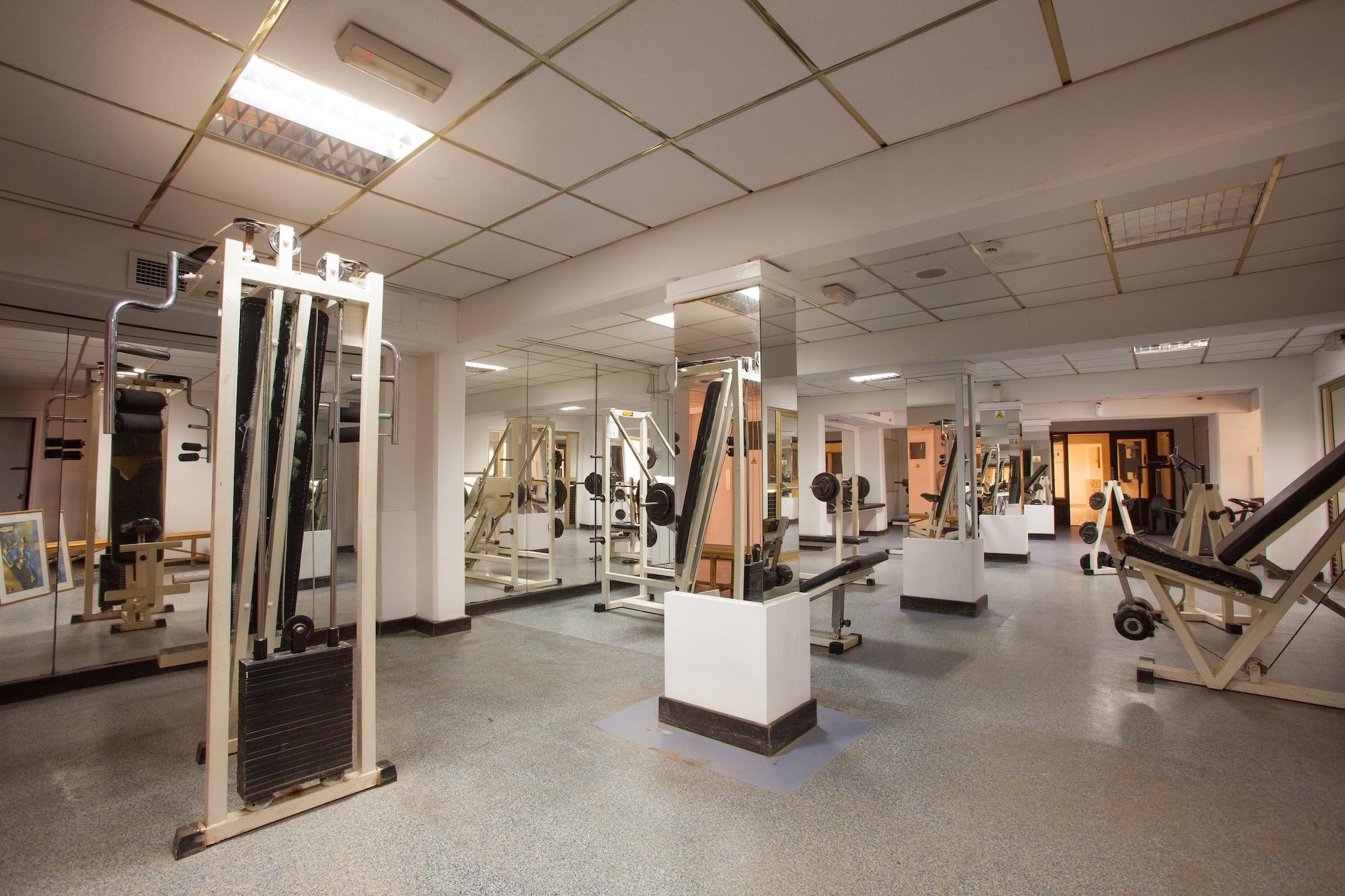 Gimnasio Crown Resorts Henipa
