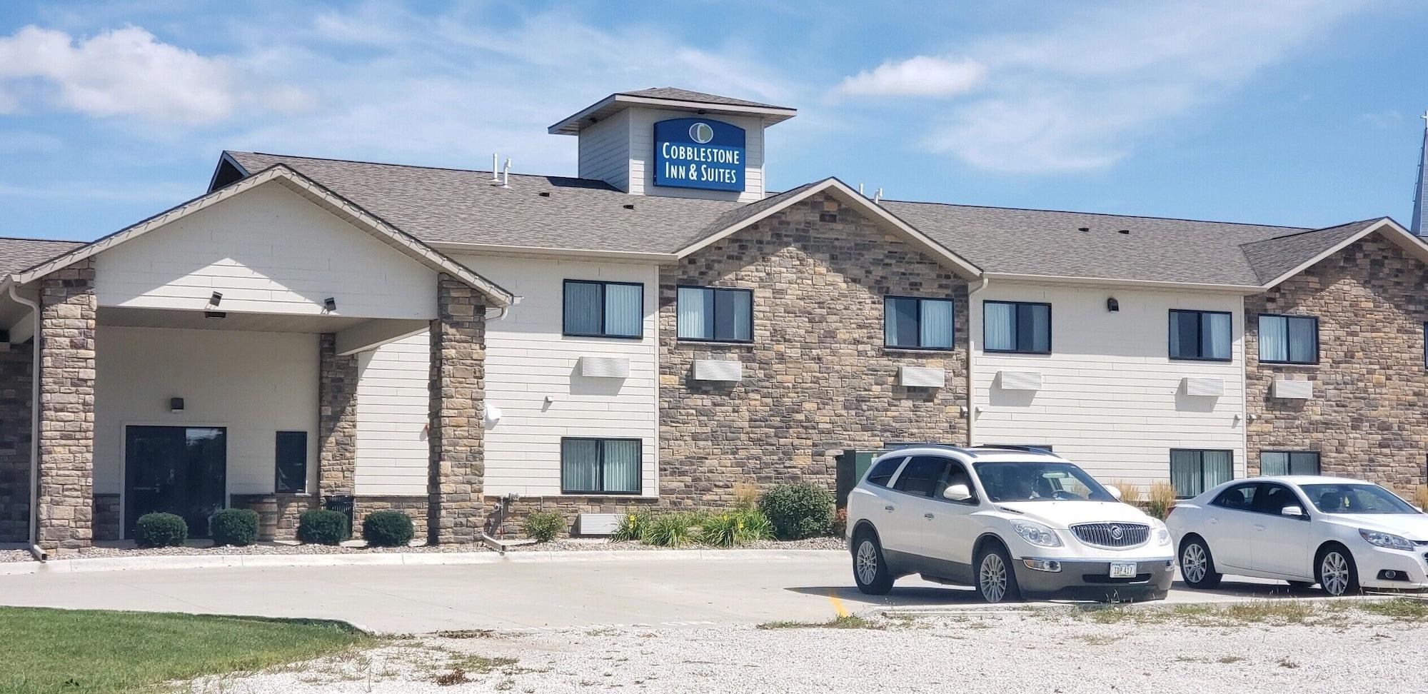 Vista Exterior Cobblestone Inn & Suites - Manning
