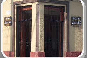 Alojamiento - Hotel Leon del Sol