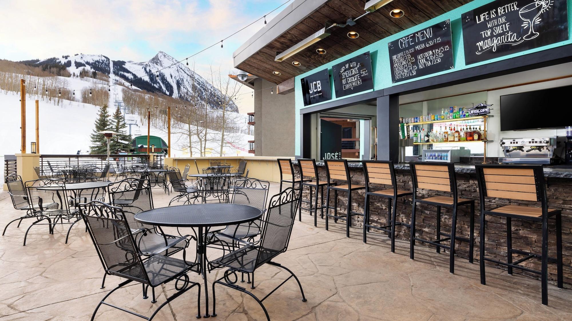 Restaurant Elevation Hotel & Spa