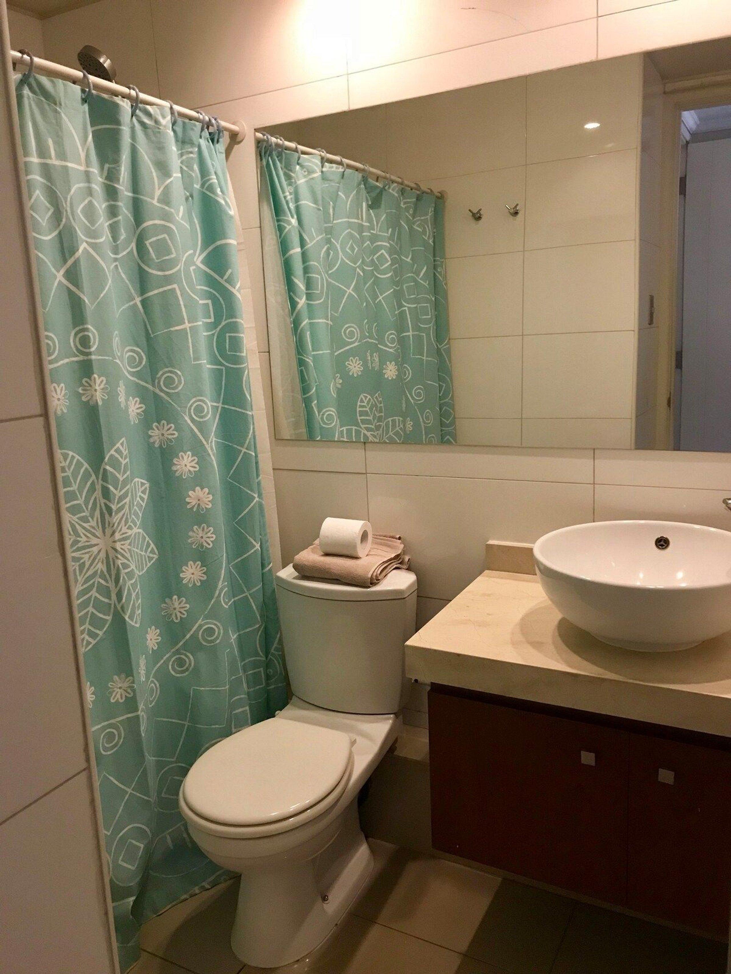 Baño Departamento a pasos de Parque Arauco