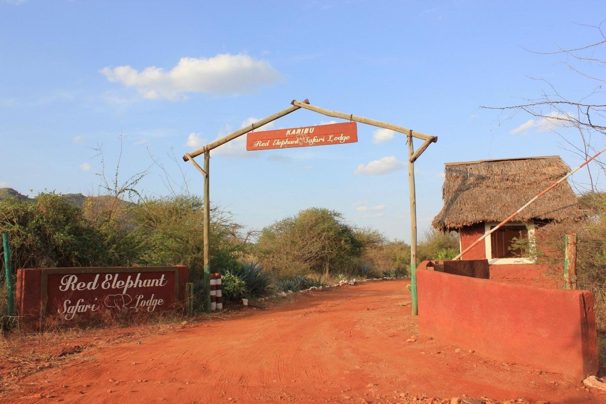 Vista Exterior Red Elephant Lodge