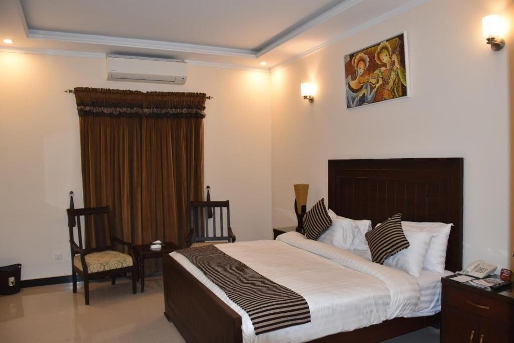 Habitación Hotel de Raj Sialkot