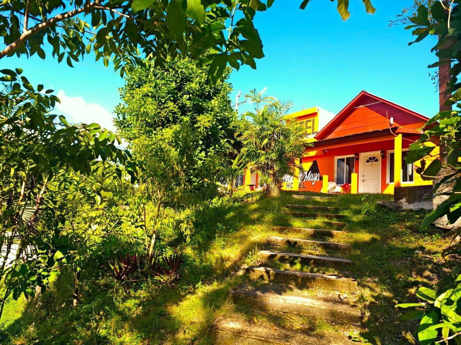 Vista Exterior Mirador Maya