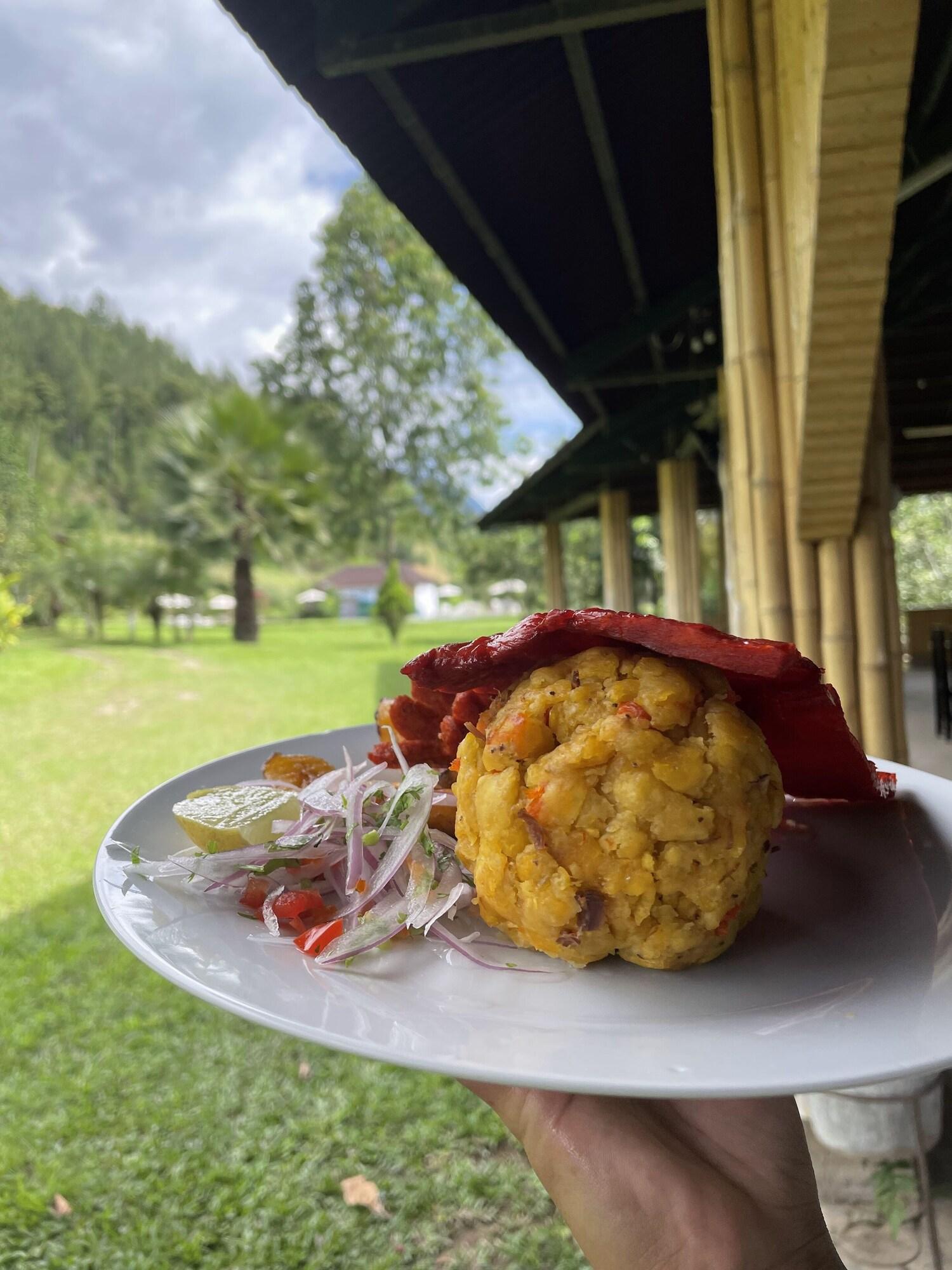 Restaurant Mercedes Lodge