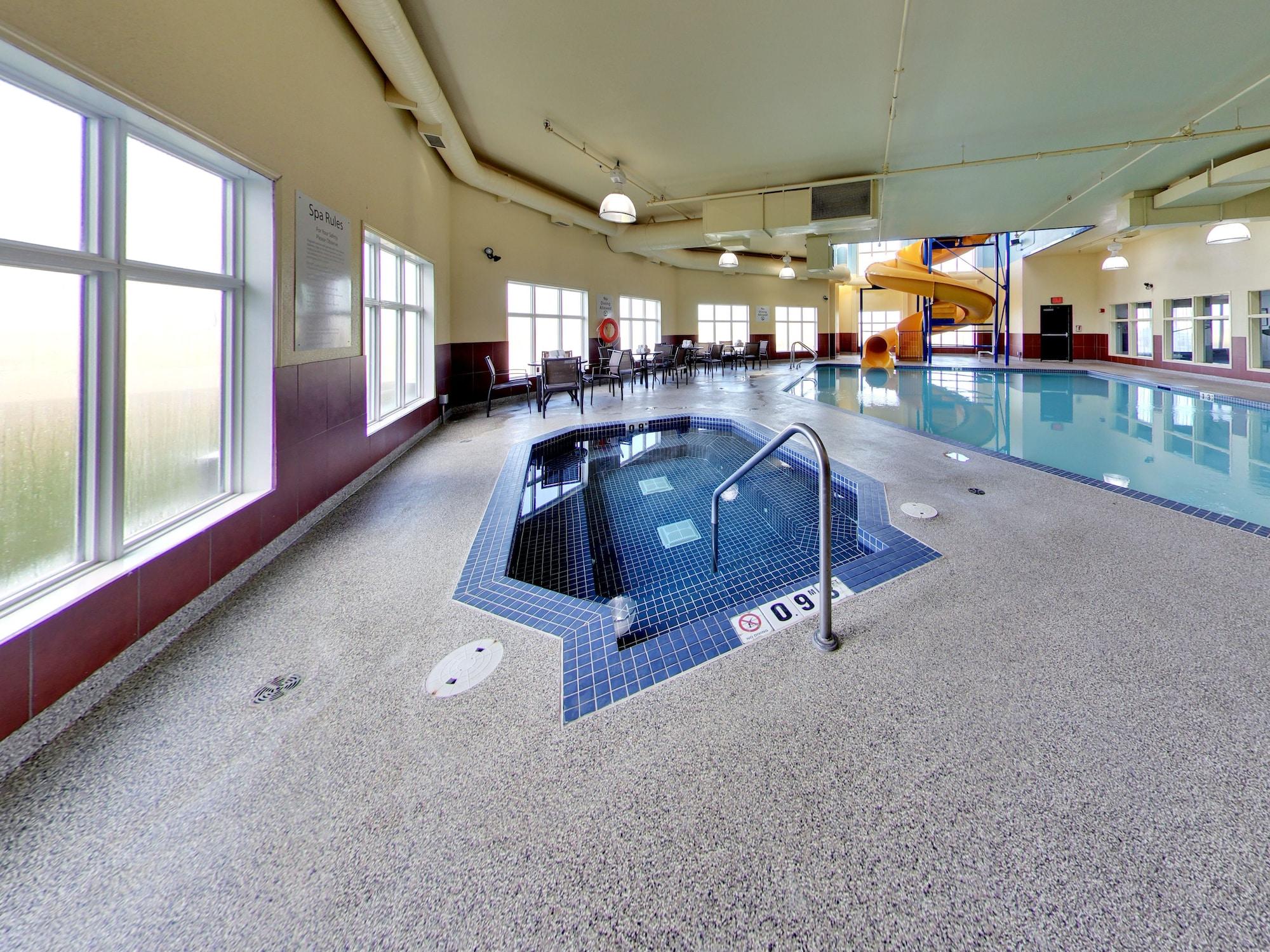 Spa Holiday Inn Express & Suites Edmonton International Airport by IHG