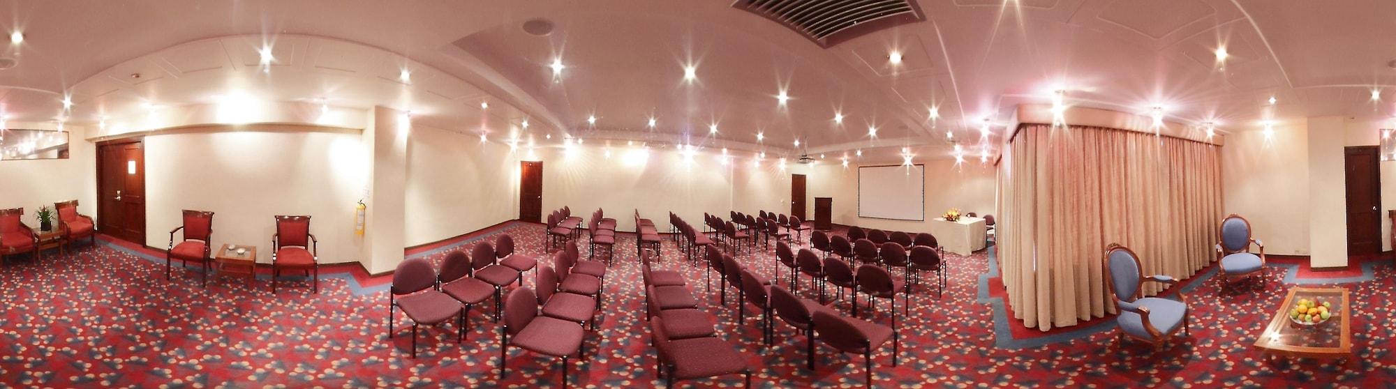 Sala de Reuniones Hotel Estelar Suites Jones