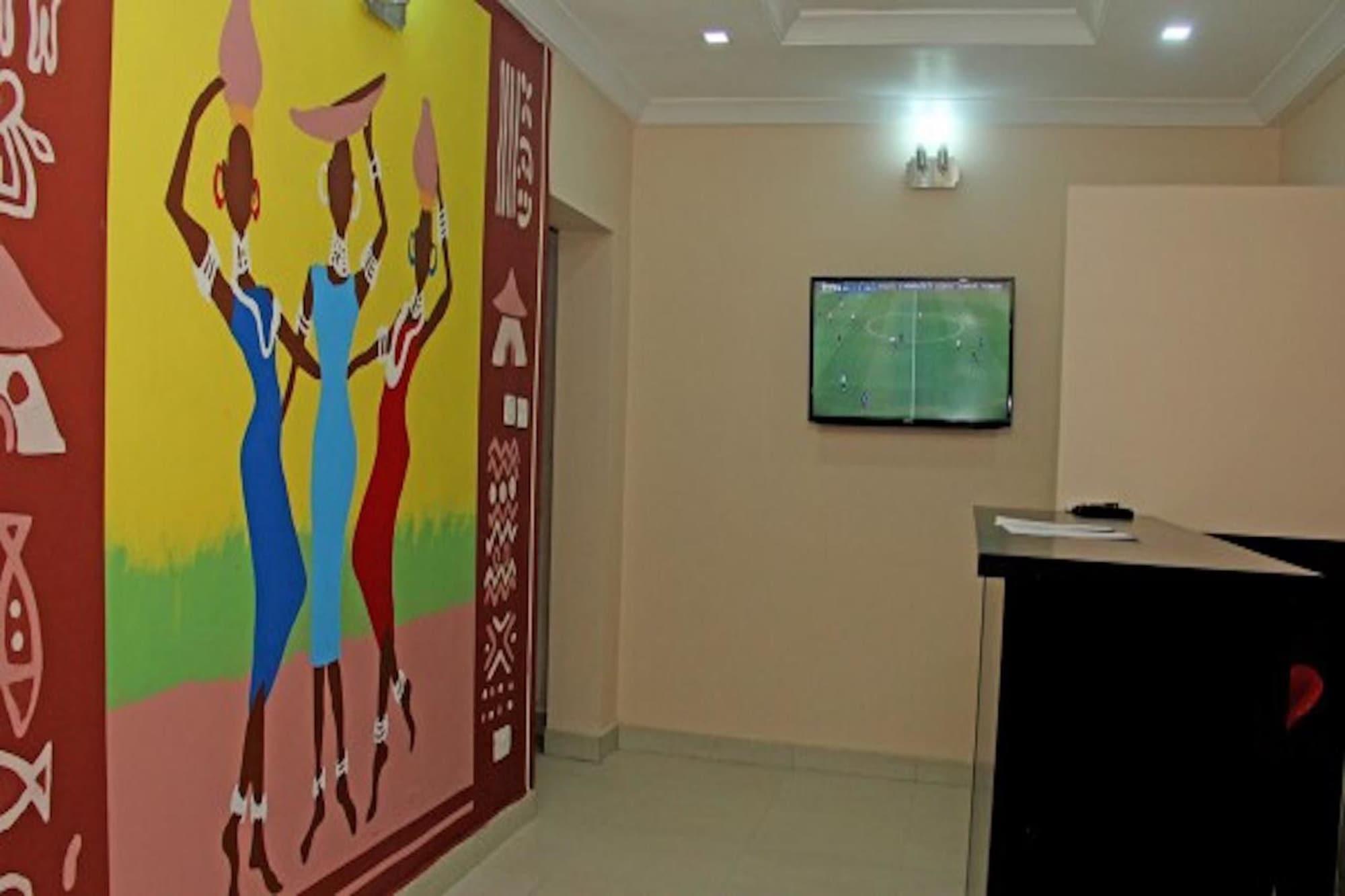 Vista Lobby West 11 Luxury